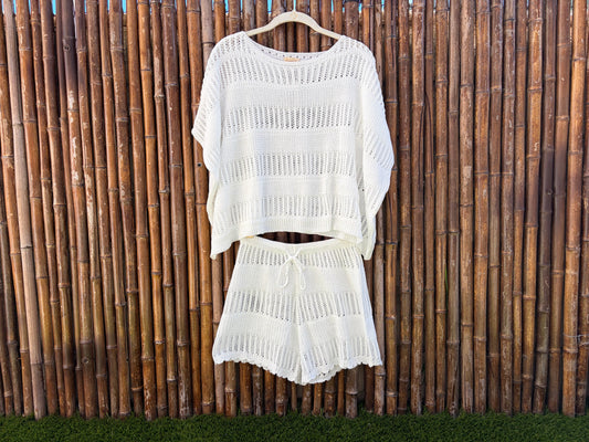 The Scalloped Crochet Set