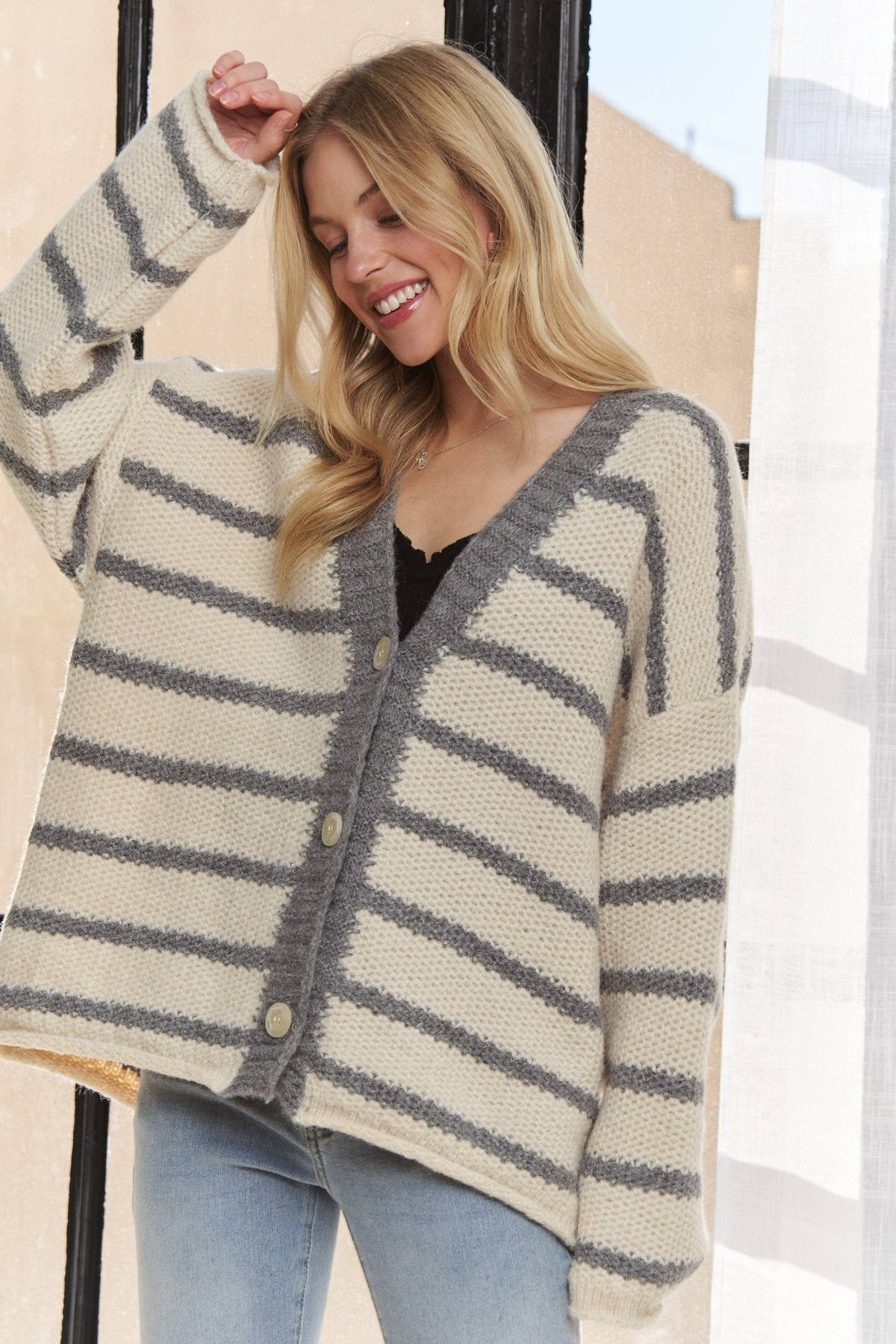 HORIZONTALLY STRIPED BUTTON UP CARDIGAN- CESW3843